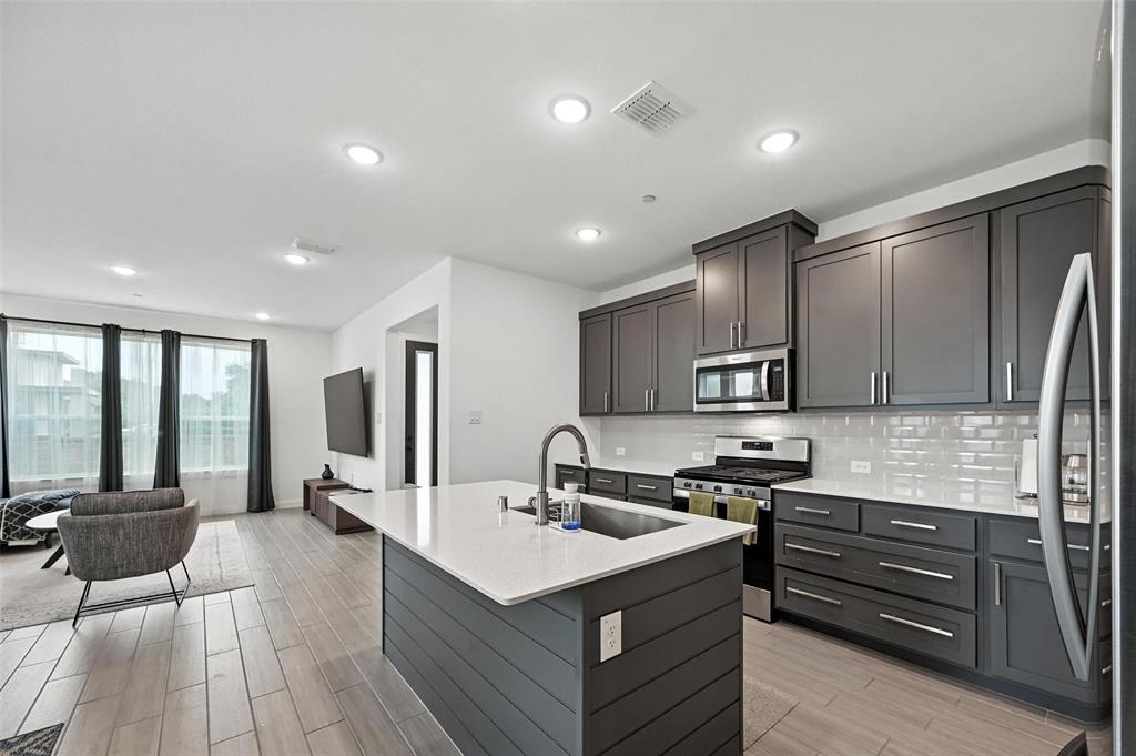 Heritage Creekside Homes, Ph 3 - Residential