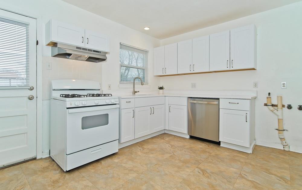 GASTON PARK NO 2 - Residential