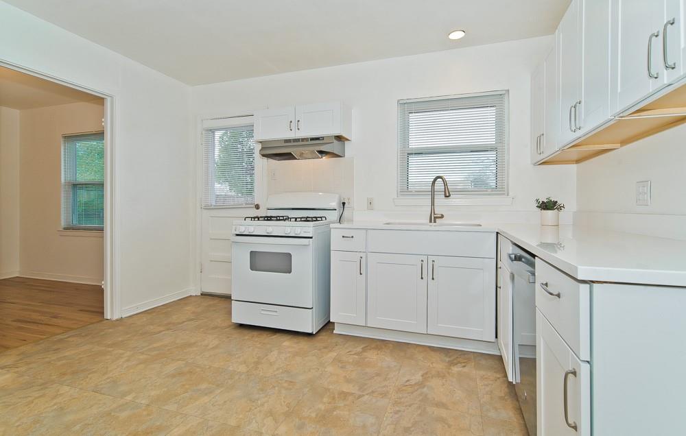 GASTON PARK NO 2 - Residential