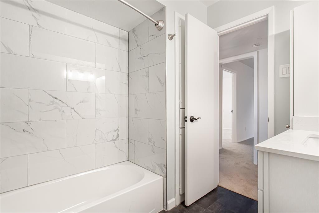 La Fontaine Condo - Residential Lease