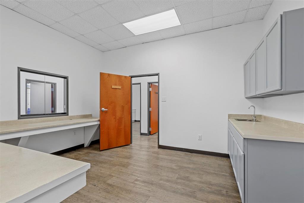 Johnson Street Plaza - Commercial Lease