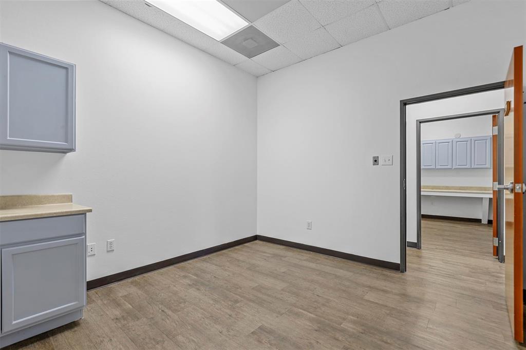 Johnson Street Plaza - Commercial Lease