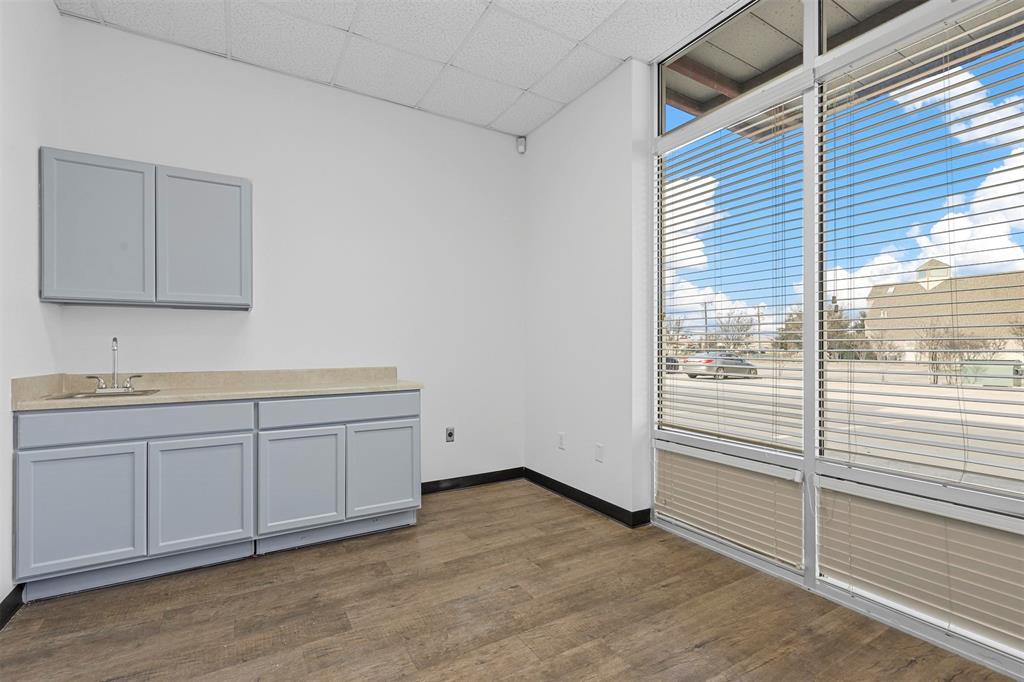 Johnson Street Plaza - Commercial Lease