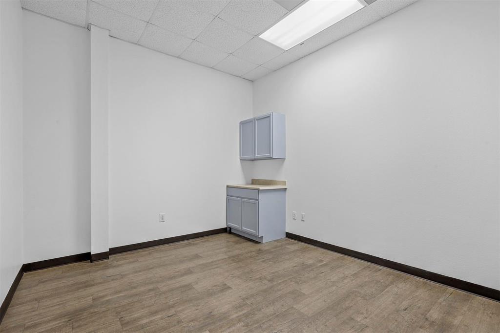 Johnson Street Plaza - Commercial Lease