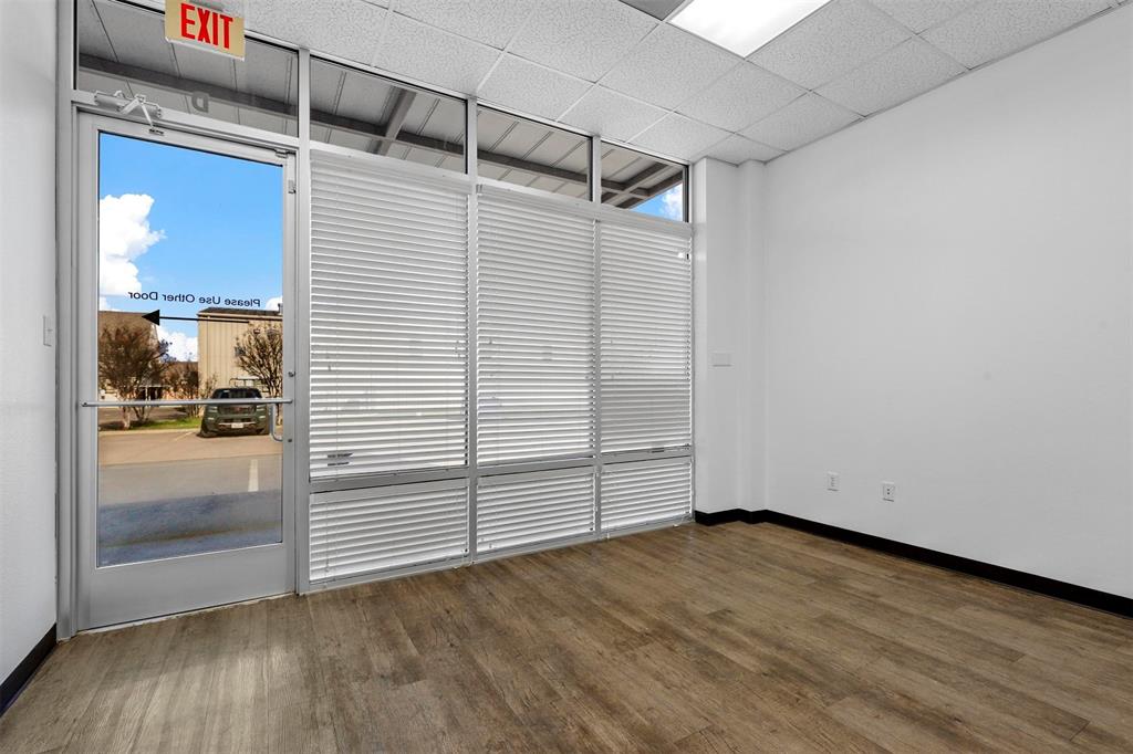 Johnson Street Plaza - Commercial Lease