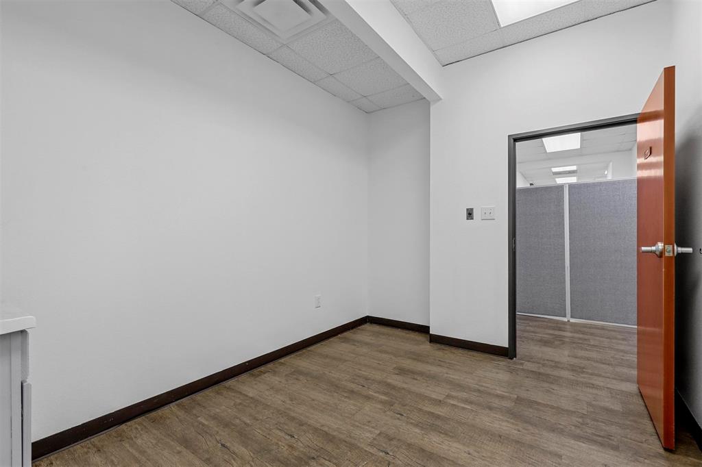 Johnson Street Plaza - Commercial Lease