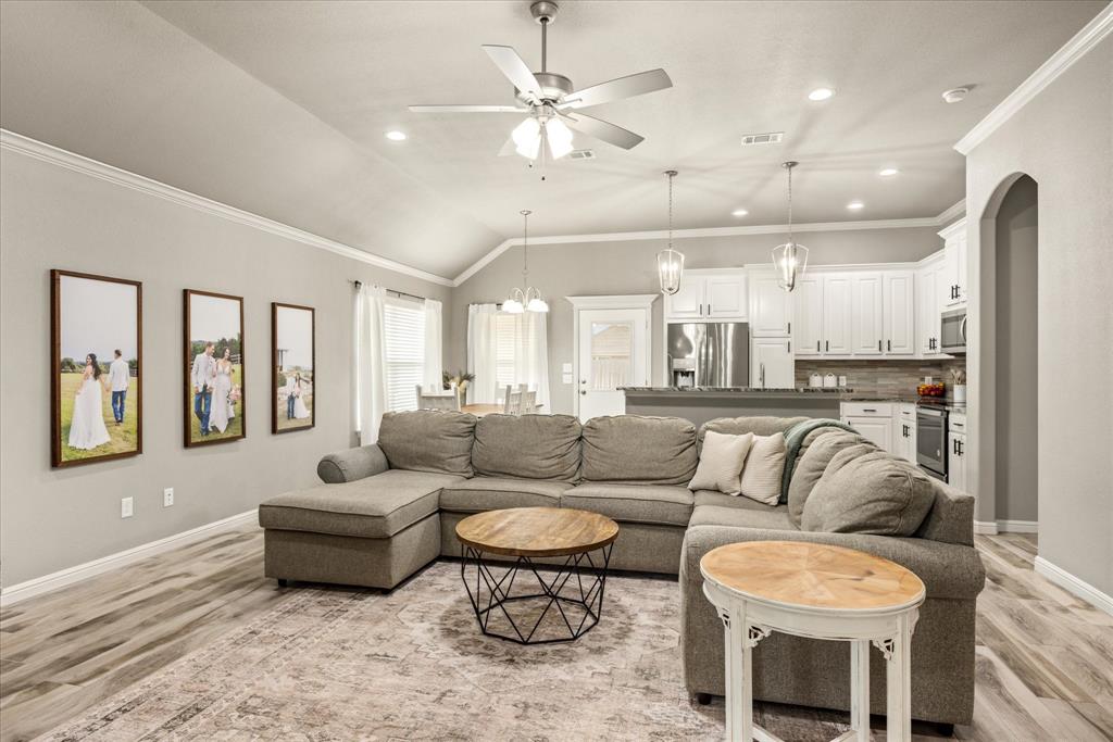 Grand Places Of Hood County - Residential