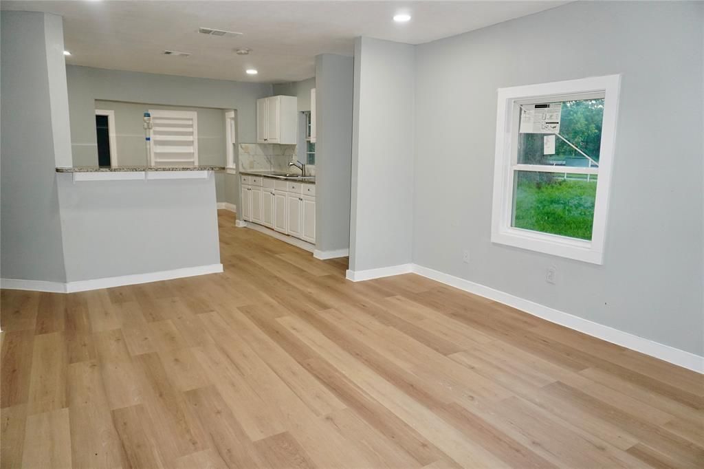 Photo of 1406 Galloway Avenue, Dallas, TX 75216 (MLS # 21268593)