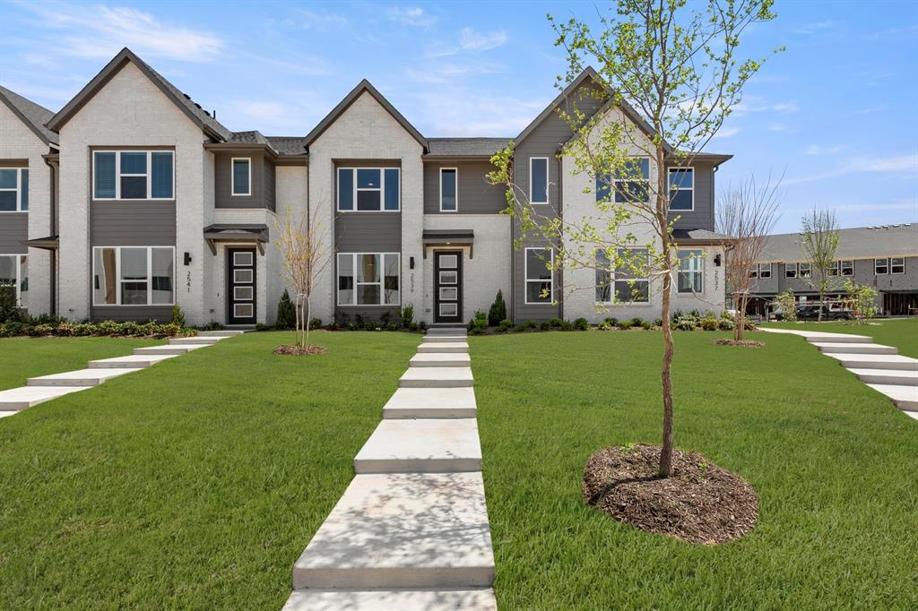 2539 Huxley Mews