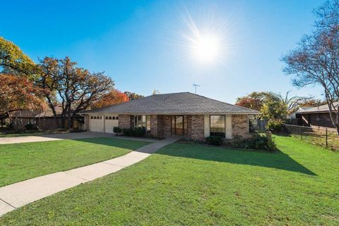 A home in Burleson