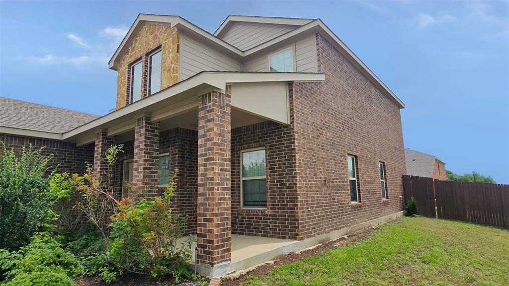 2101 Shady Glen Trail