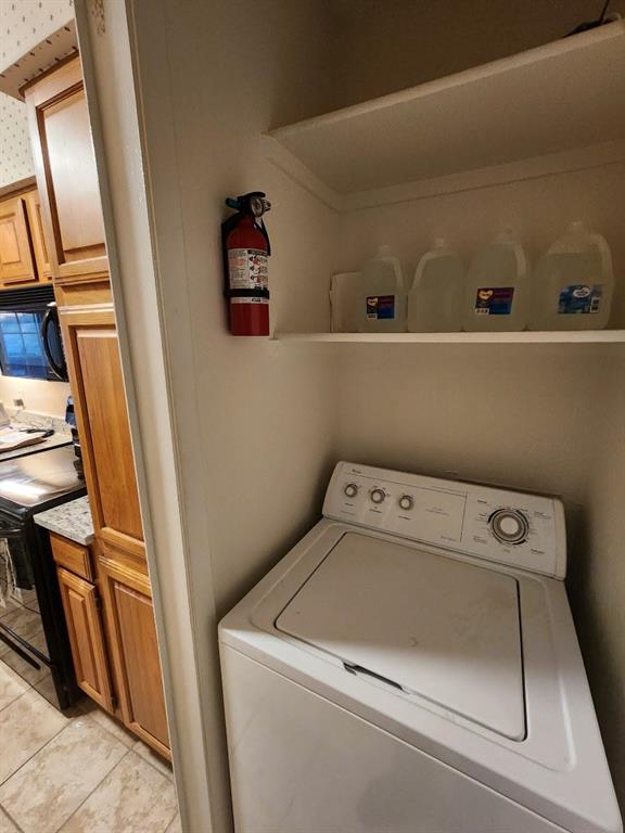 Chasewood Oaks Condo - Residential