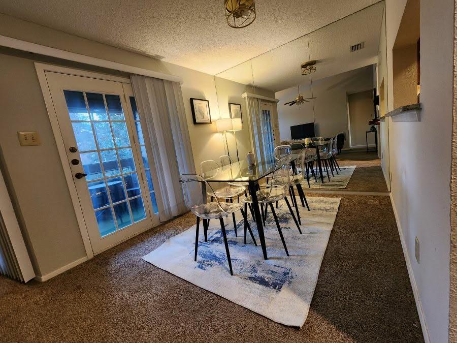 1100 Riverchase Lane 209