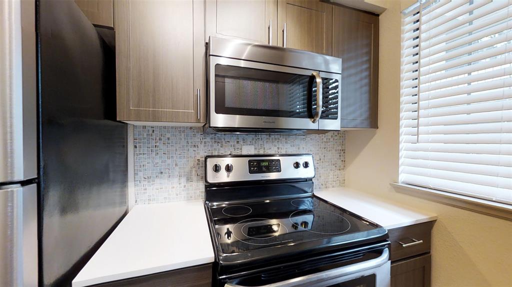 4710 Abbott Avenue 206