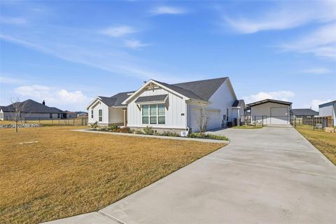 116 Oak Grove Drive Rhome TX 76078