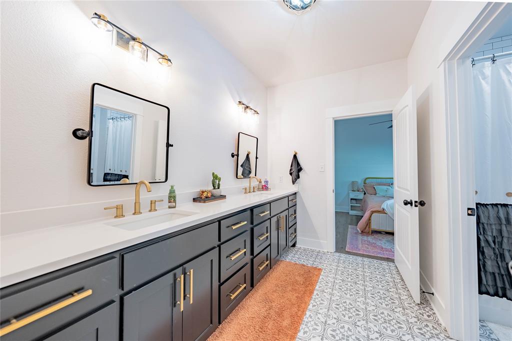 Gateway - Residential