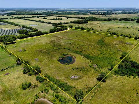 Photo of 0018 S Collegiate, Paris, TX 75462 (MLS # 21351862)