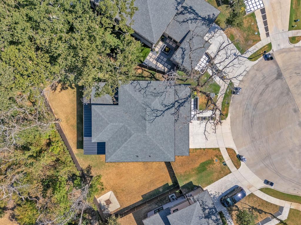 3059 Tall Oaks Court