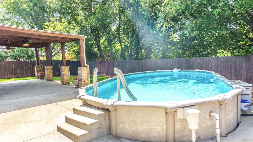 5320 Alta Loma Drive