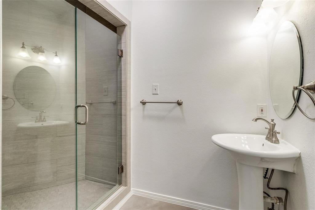 Hawkins W E - Residential Lease