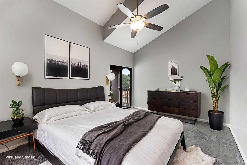 Villas Condo At Pkwy Village - Residential