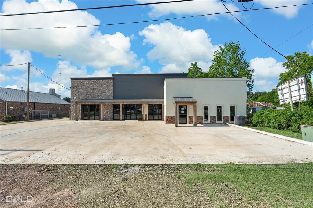 LOT 1 - SEC PROPERTIES SUBDV - Commercial Lease