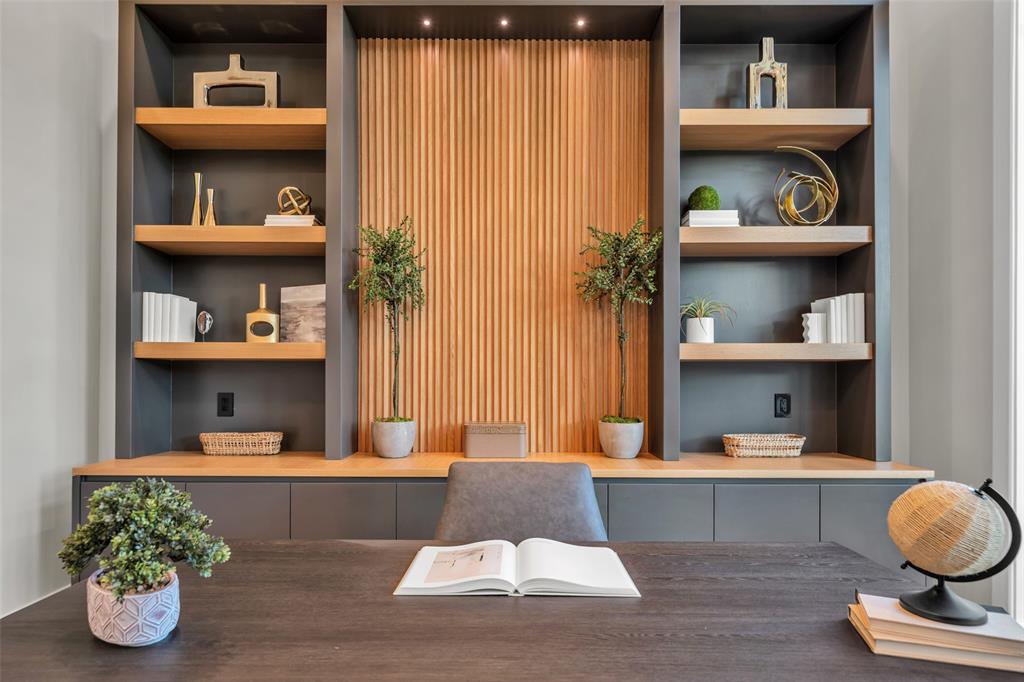 Walnut Crest - Residential