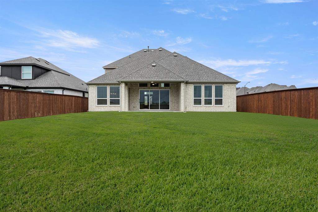 10004 Villa Verde Drive