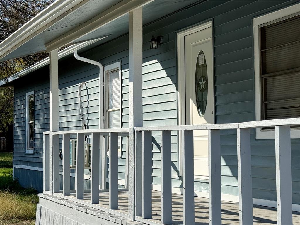 3807 Lands End Court