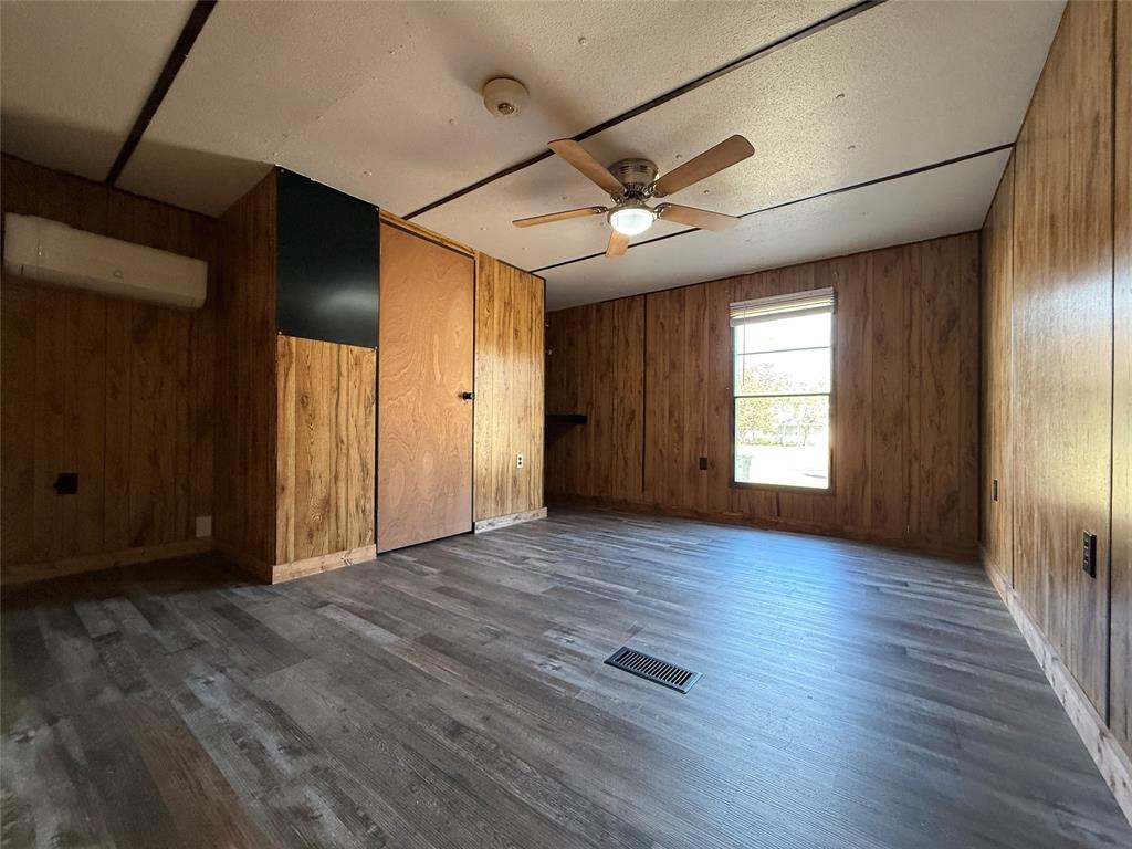 3807 Lands End Court