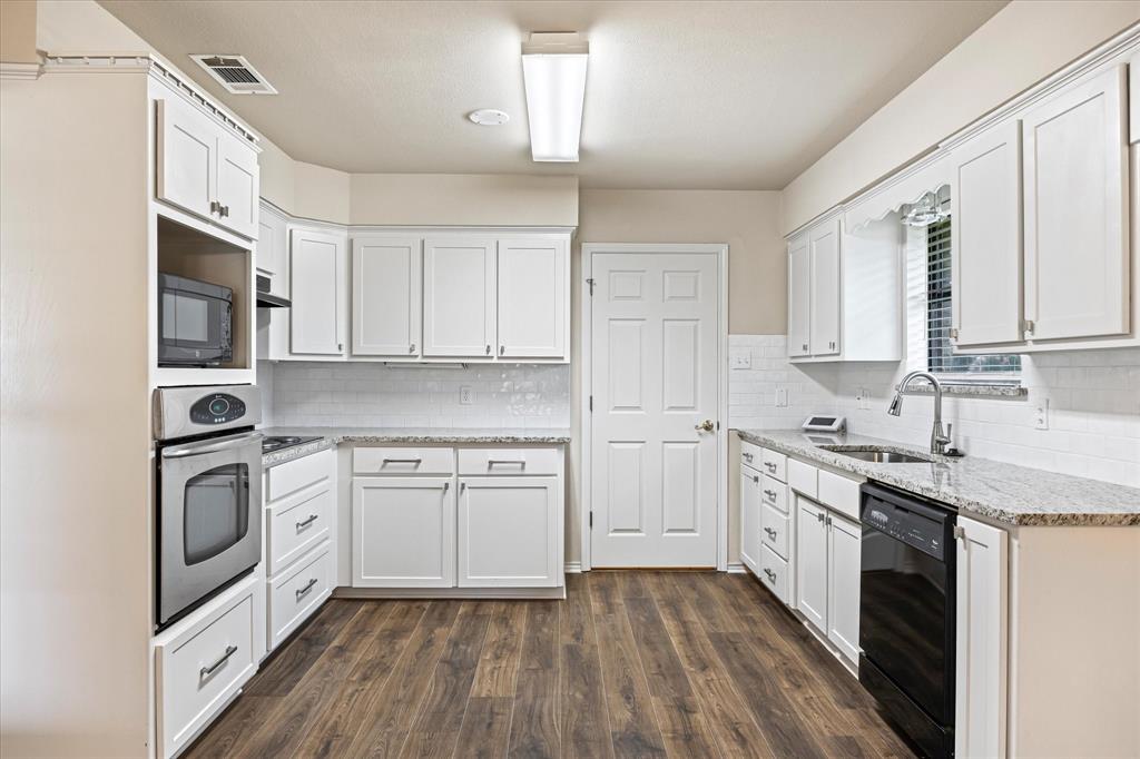 Hideaway Bay Estate - Residential