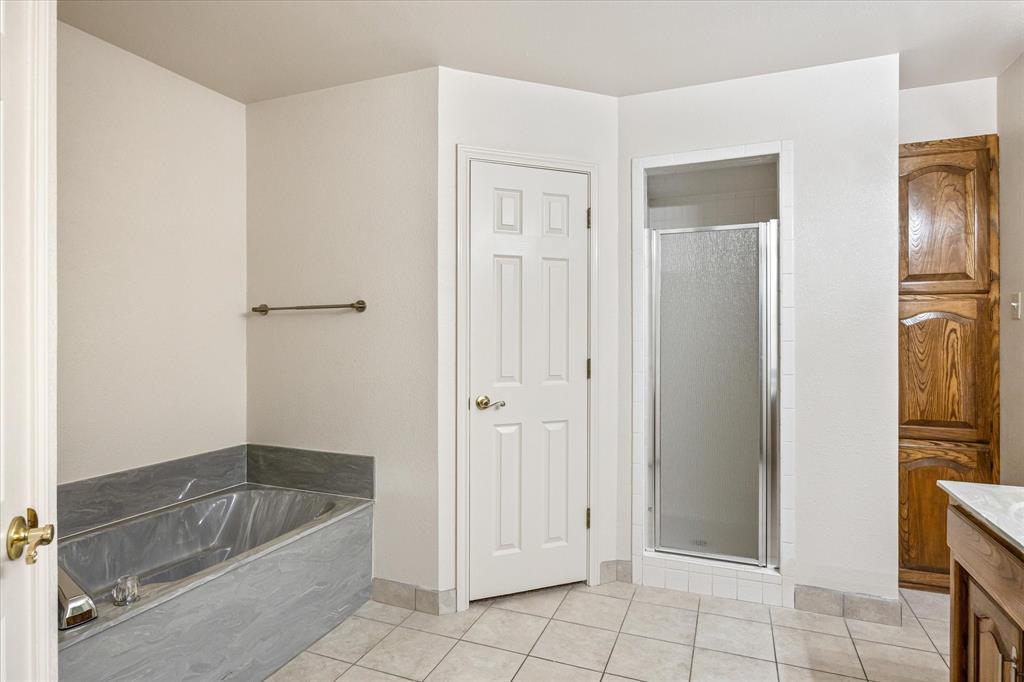 Hideaway Bay Estate - Residential