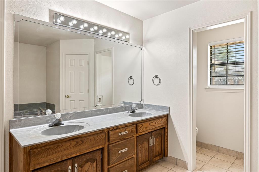 Hideaway Bay Estate - Residential