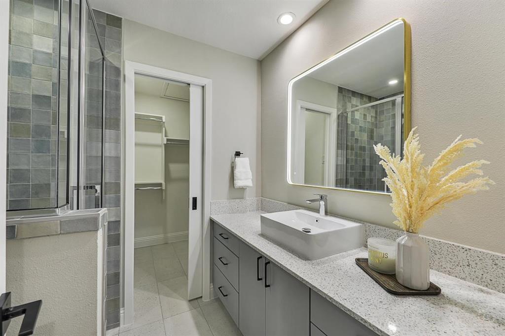 Town North Twnhs - Residential