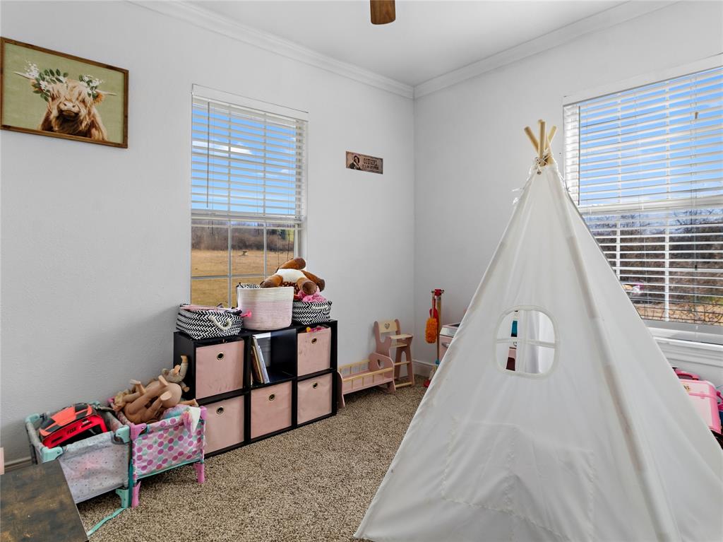 J L Chavert-East Lake Limestone - Residential