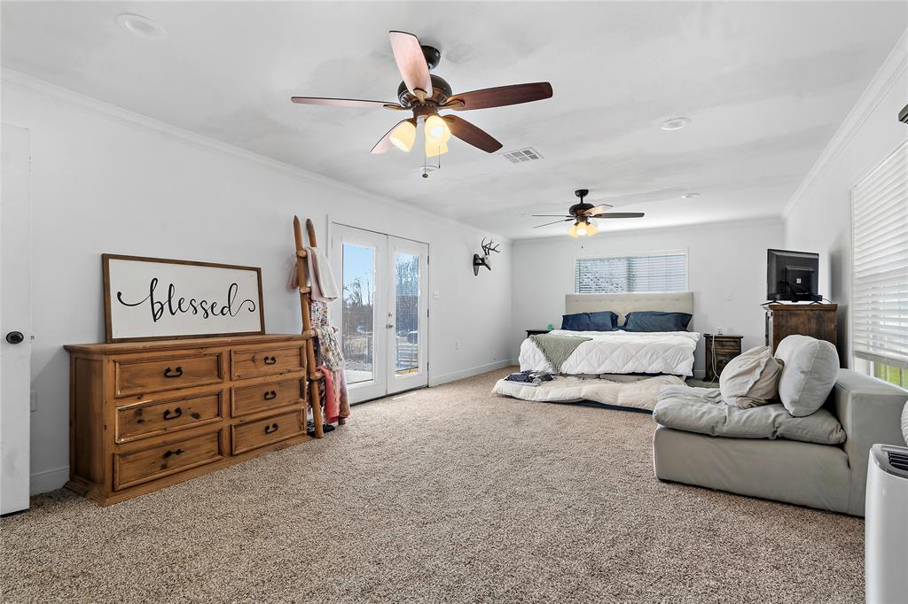 J L Chavert-East Lake Limestone - Residential