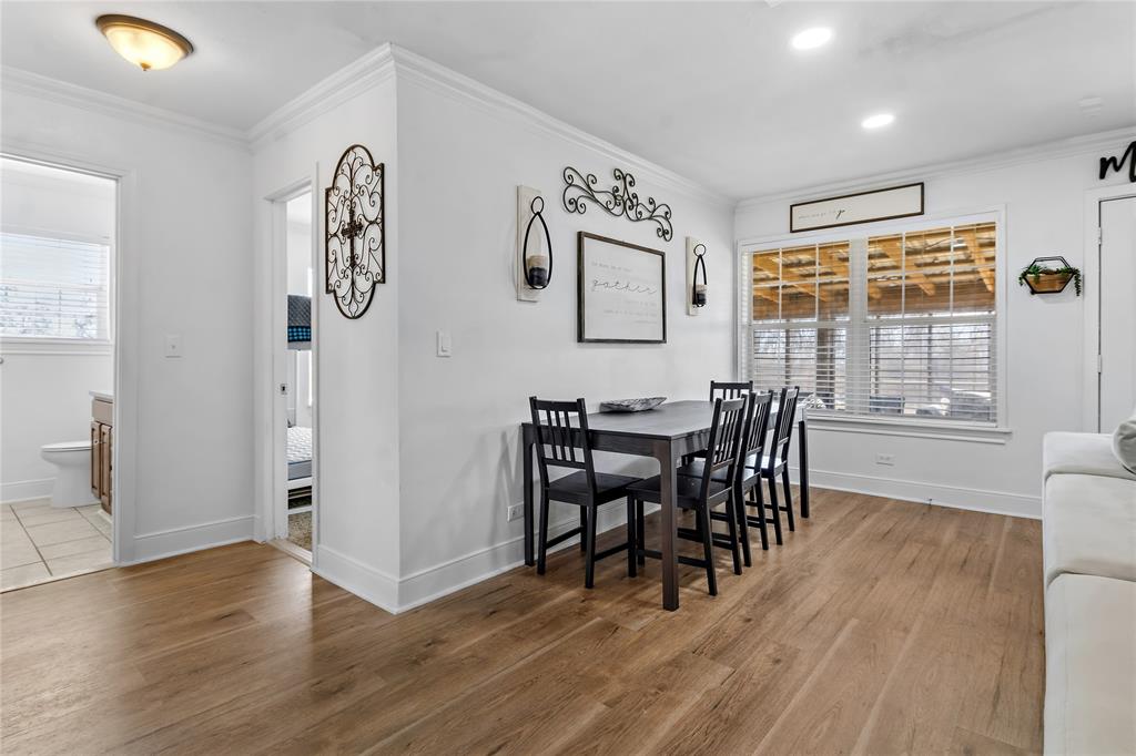 J L Chavert-East Lake Limestone - Residential