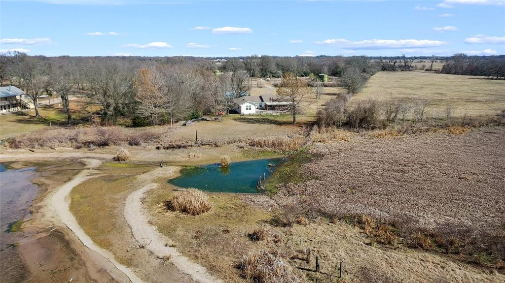 J L Chavert-East Lake Limestone - Residential