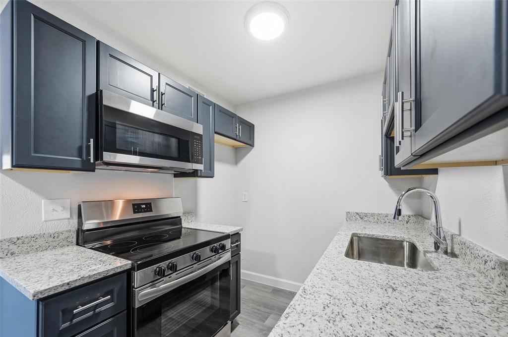 River Oaks Condos - Residential