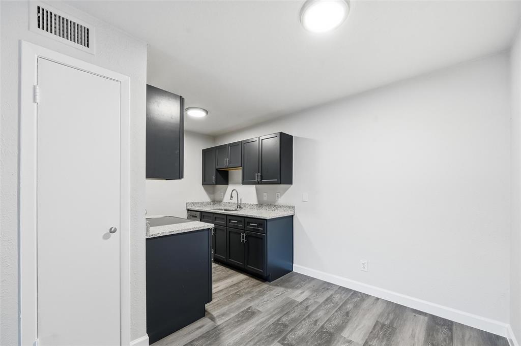 River Oaks Condos - Residential