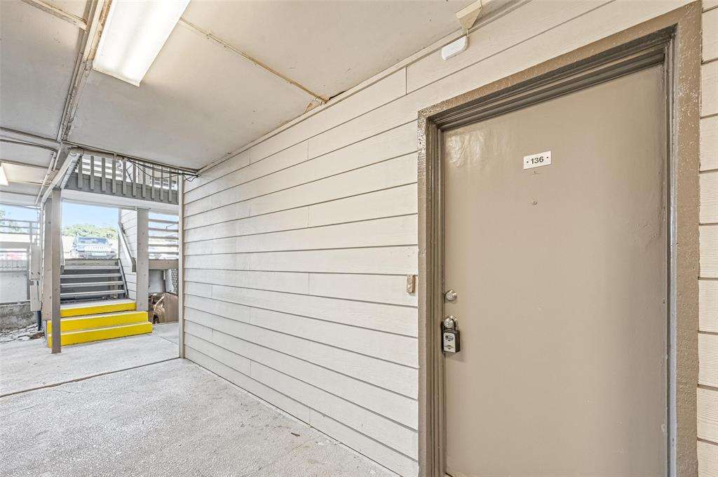 4859 Cedar Springs Road 136