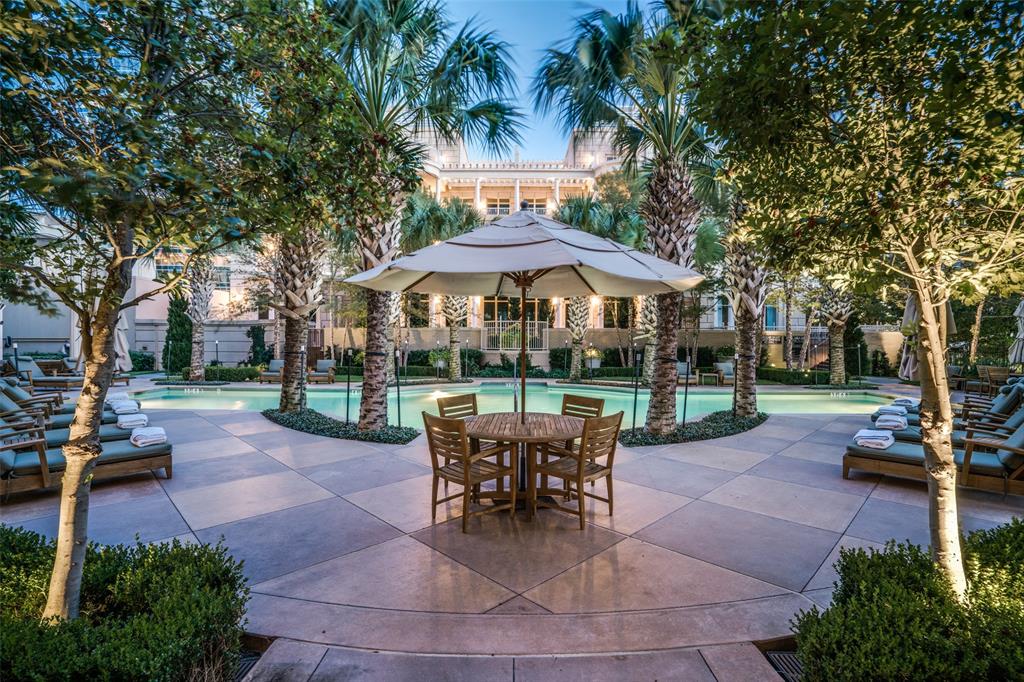 Tower & Regency Row Residence Condo - Residential