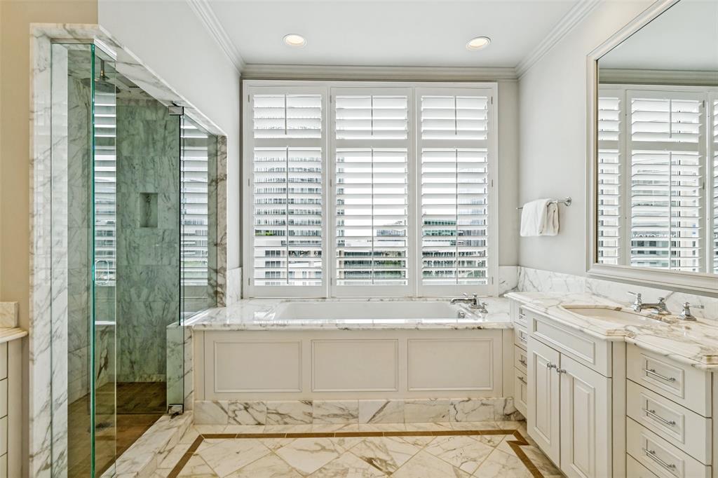 Tower & Regency Row Residence Condo - Residential