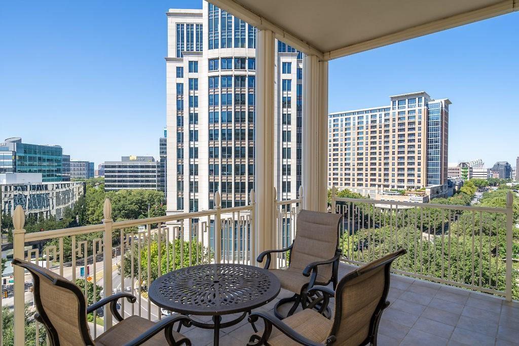Tower & Regency Row Residence Condo - Residential