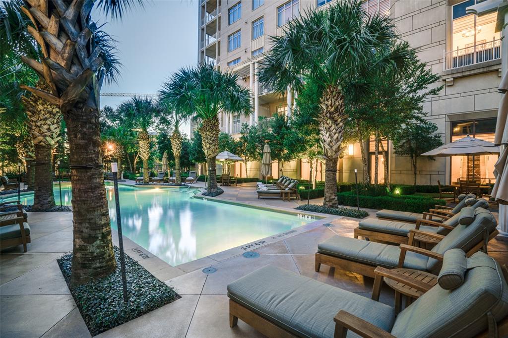 Tower & Regency Row Residence Condo - Residential