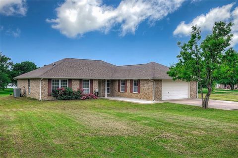 154 Seminole Trail East Tawakoni TX 75472