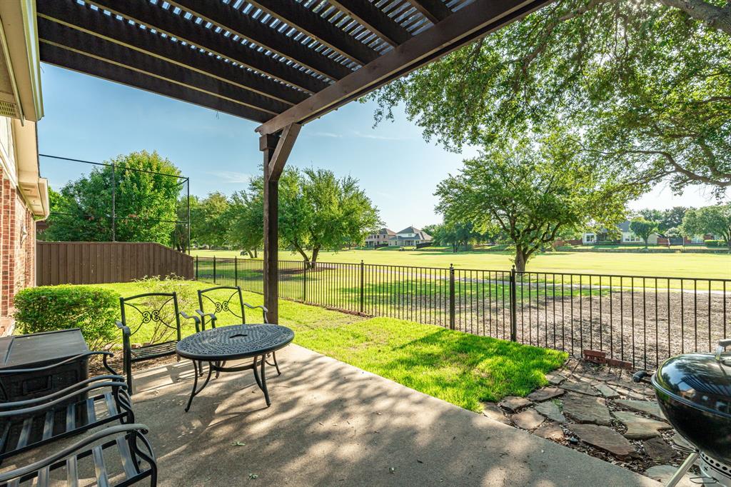 5006 Lakeland Drive