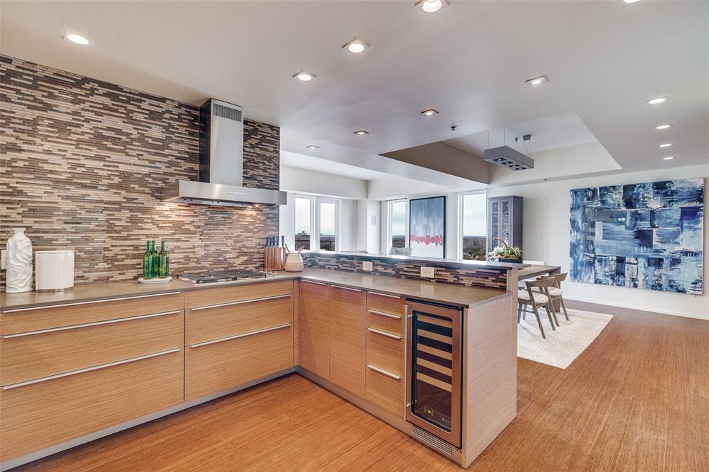 4611 Travis Street 809A