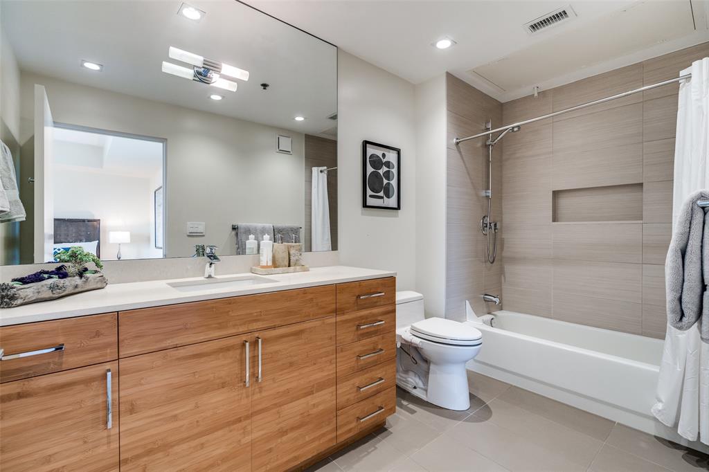 Travis At Knox Condo - Residential