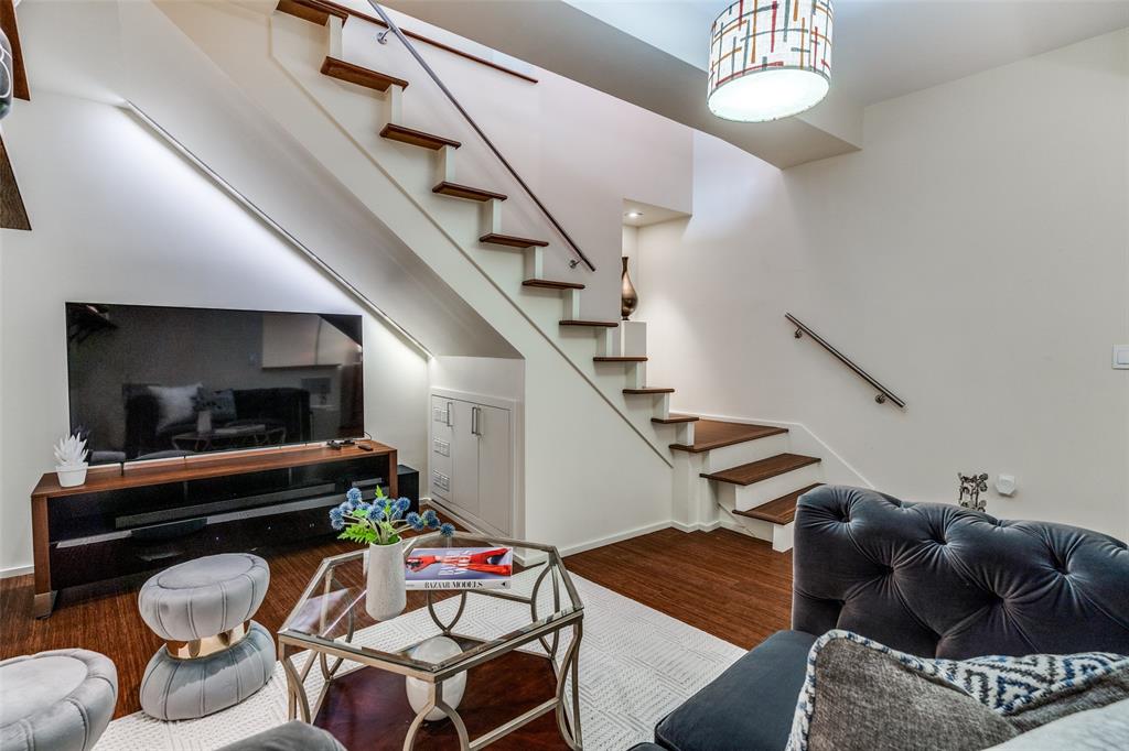 Travis At Knox Condo - Residential